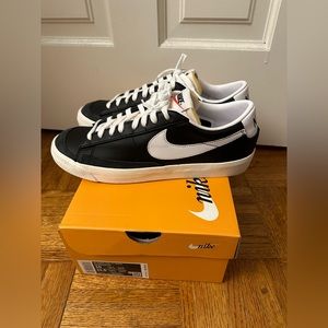 VTG Nike Blazer 77 Low Sz 10 BRAND NEW IN BOX